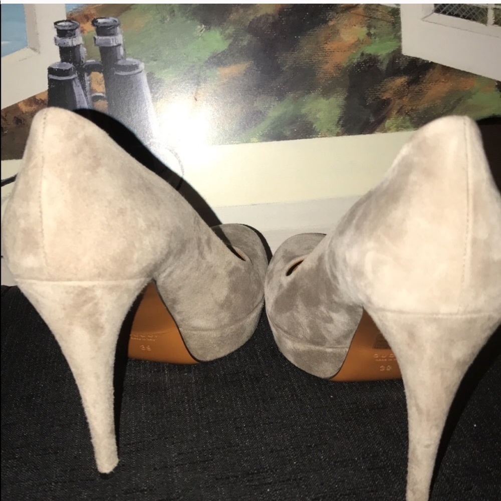 Gray Gucci Scamosciato Pump Platforms Size 9 - Picture 3 of 6
